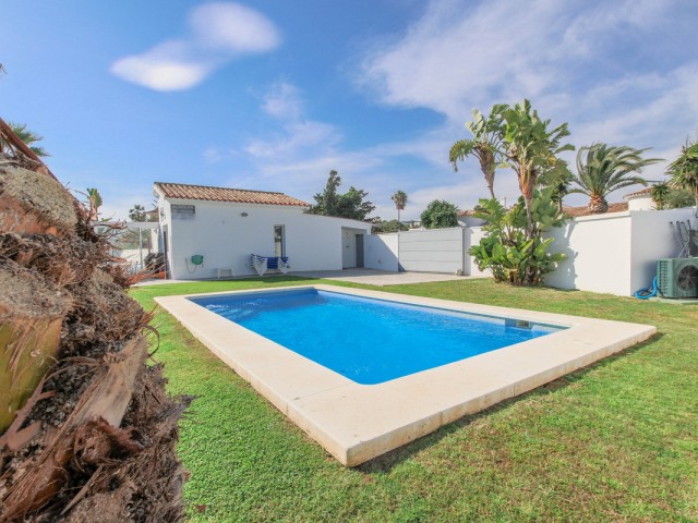 3 Bedrooms Villa in New Golden Mile