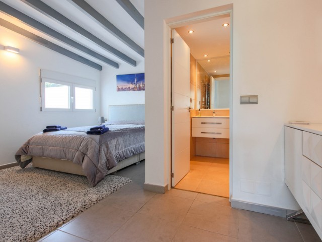 3 Soveroms Villa i New Golden Mile