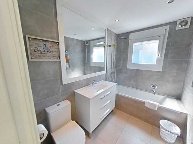 3 Soveroms Villa i New Golden Mile