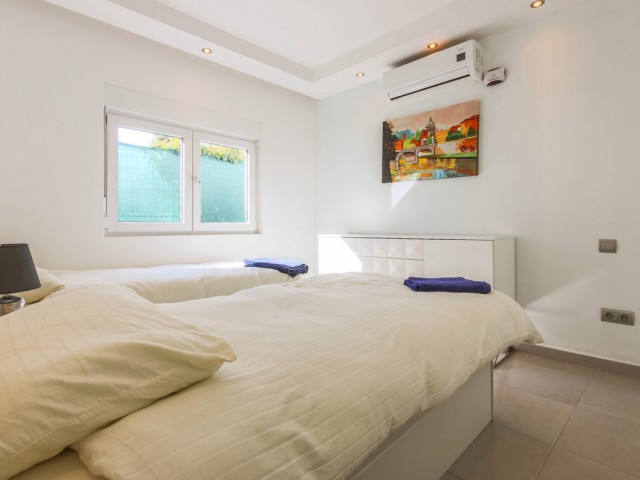 3 Bedrooms Villa in New Golden Mile