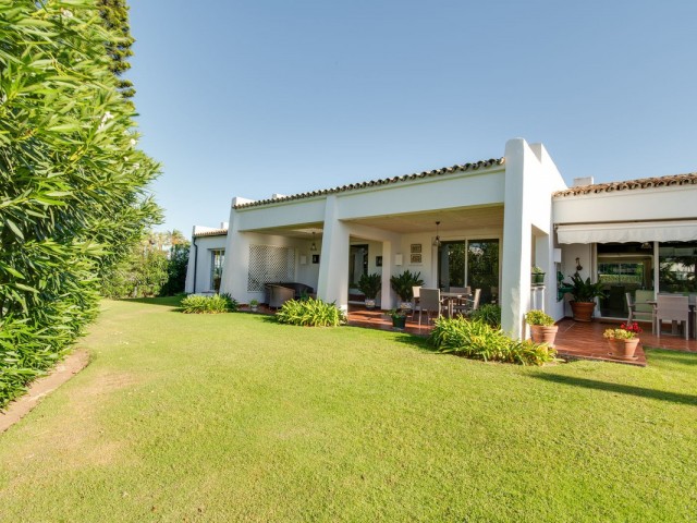 Villa avec 5 Chambres  à Sotogrande Costa