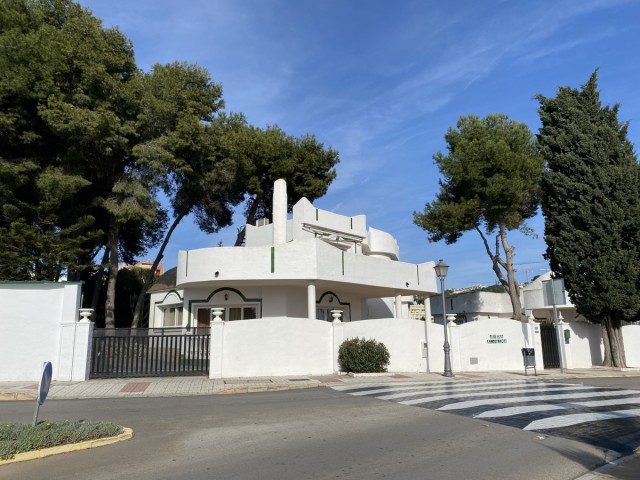 Villa avec 4 Chambres  à Reserva de Marbella