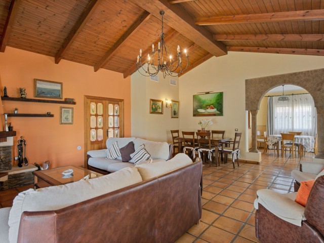 Villa avec 4 Chambres  à La Cala de Mijas