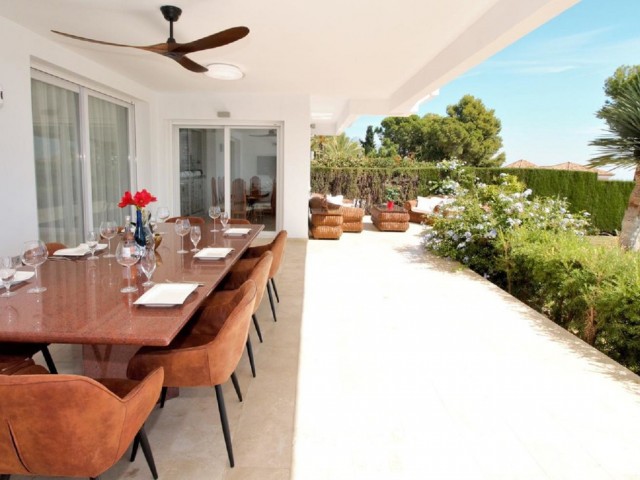 10 Schlafzimmer Villa in El Paraiso