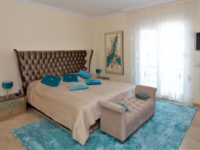 10 Schlafzimmer Villa in El Paraiso