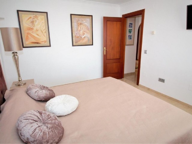 10 Schlafzimmer Villa in El Paraiso