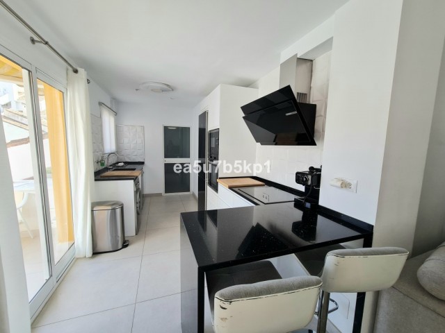 Lägenhet, Nueva Andalucia, R4452658
