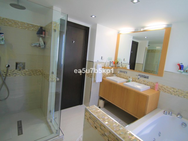 Appartement avec 3 Chambres  à Benahavís