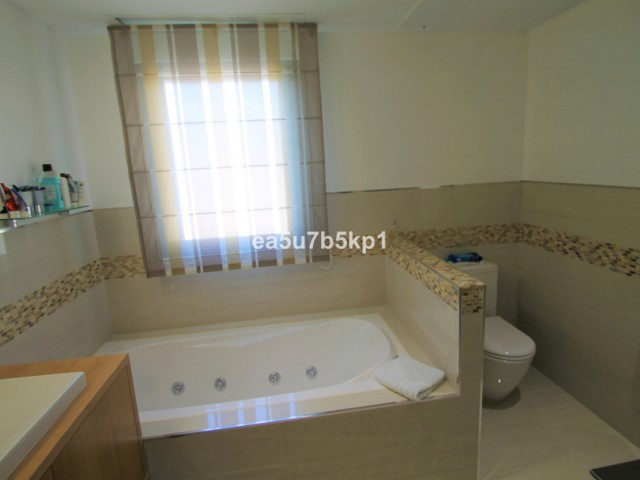 Appartement avec 3 Chambres  à Benahavís