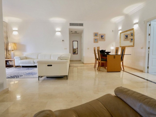 3 Bedrooms Apartment in Cabopino