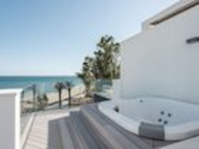 3 Sovrums Radhus i Estepona