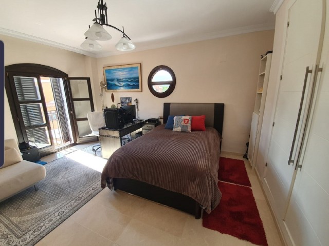 4 Bedrooms Townhouse in San Pedro de Alcántara