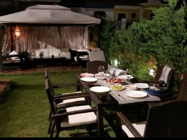 4 Makuuhuoneen Rivitalo San Pedro de Alcántara