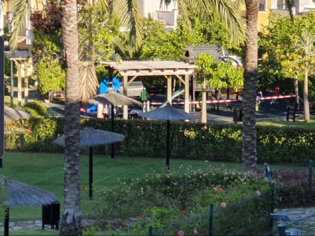 4 Makuuhuoneen Rivitalo San Pedro de Alcántara