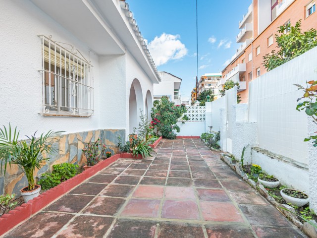 Villa, Los Boliches, R3660965