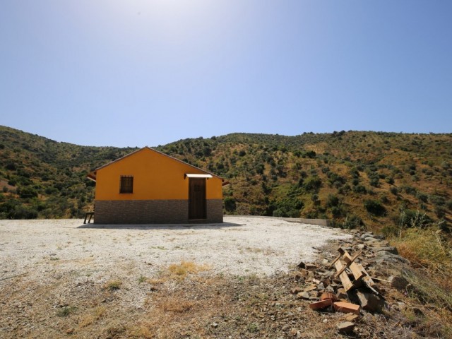 Grundstück in Totalán