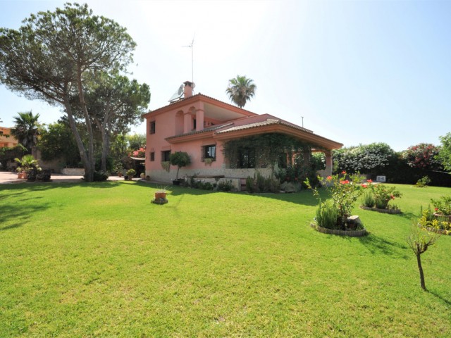 4 Schlafzimmer Villa in Casares Playa