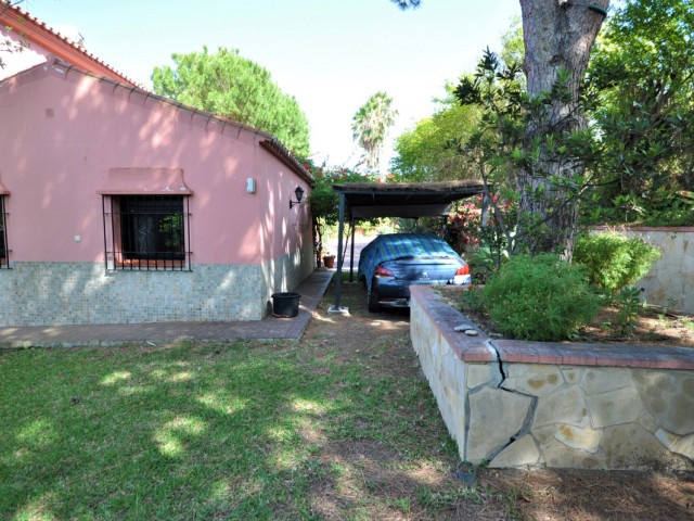 4 Schlafzimmer Villa in Casares Playa