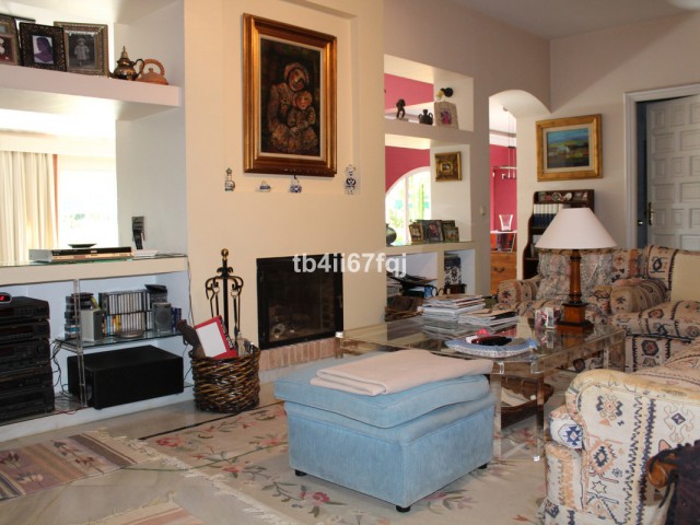 7 Bedrooms Villa in Atalaya