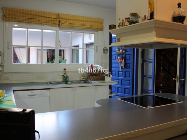 7 Bedrooms Villa in Atalaya