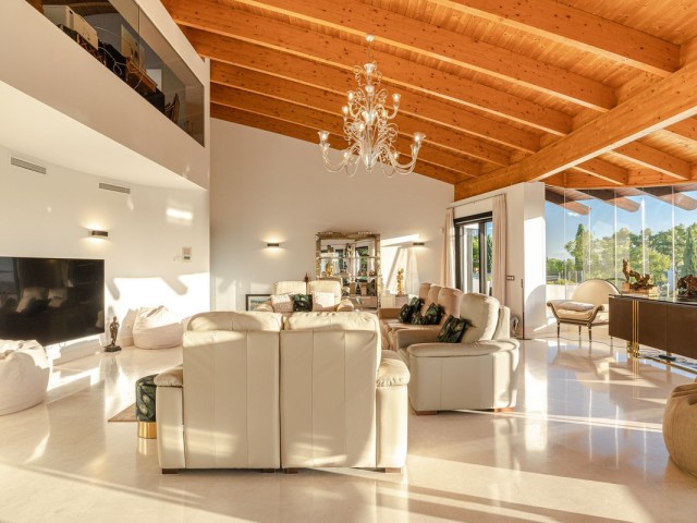 8 Slaapkamer Villa in Los Flamingos