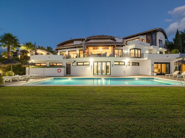 8 Slaapkamer Villa in Los Flamingos