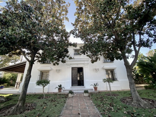 Villa avec 5 Chambres  à Cortijo Blanco