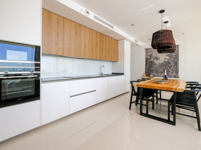 Apartamento con 3 Dormitorios  en Benalmadena Pueblo