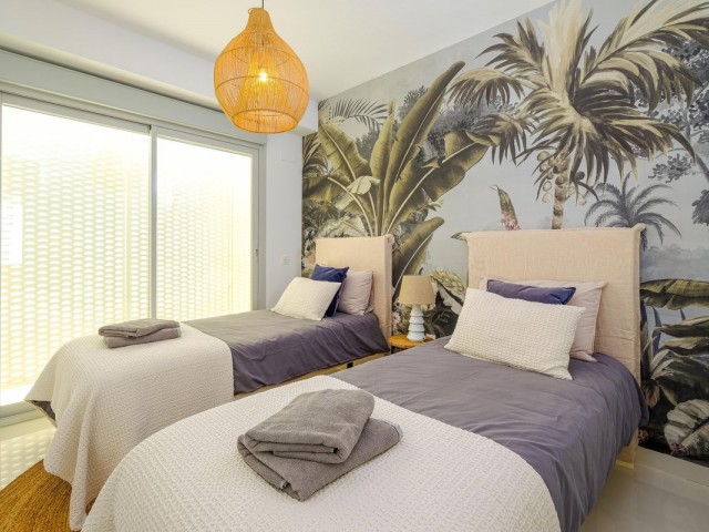 Apartamento con 3 Dormitorios  en Benalmadena Pueblo