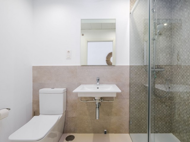 Apartamento con 3 Dormitorios  en Benalmadena Pueblo