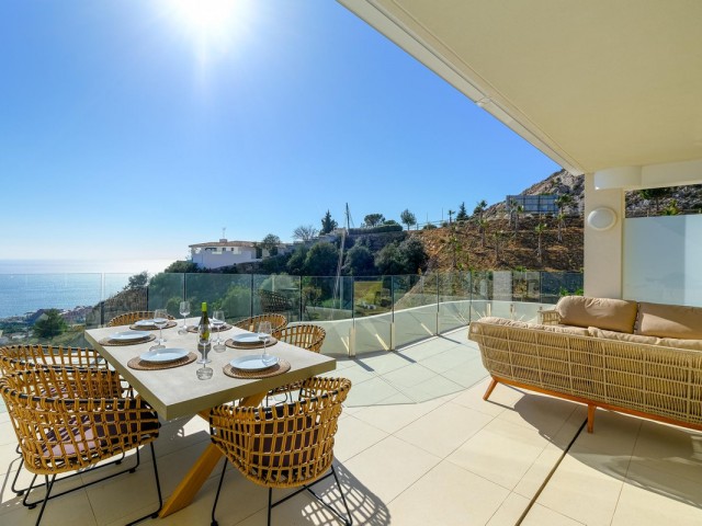 Apartamento con 3 Dormitorios  en Benalmadena Pueblo