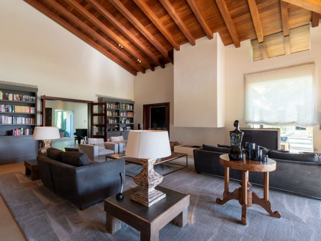 Villa avec 8 Chambres  à La Zagaleta