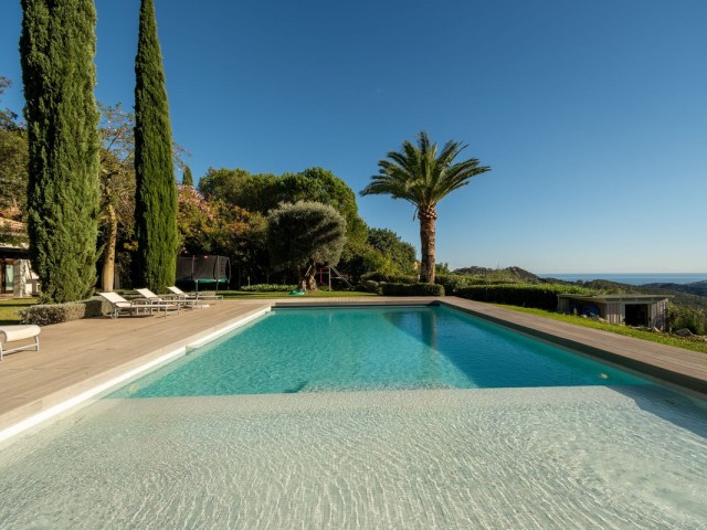 Villa con 8 Dormitorios  en La Zagaleta