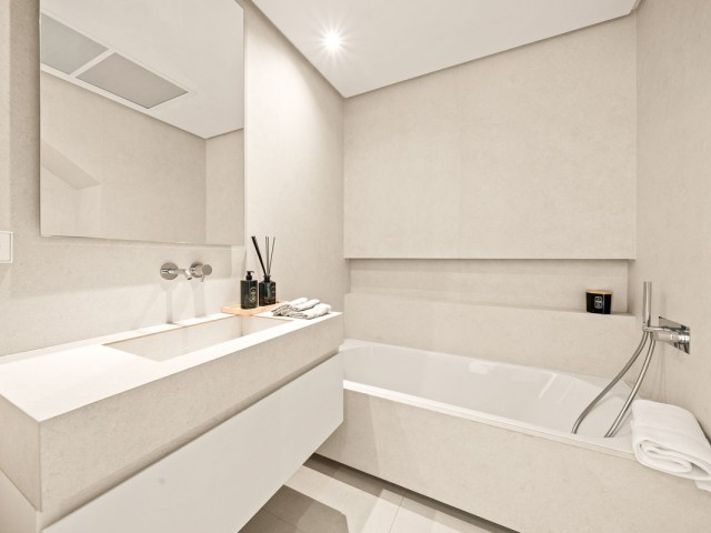 Apartamento con 3 Dormitorios  en Atalaya