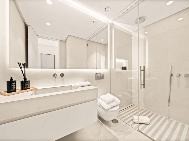 Apartamento con 3 Dormitorios  en Atalaya