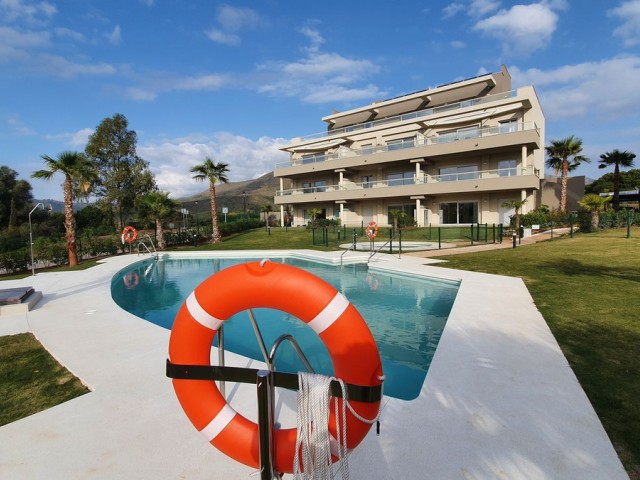 Ático con 3 Dormitorios  en La Cala Golf