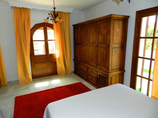 4 Schlafzimmer Villa in Los Barrios