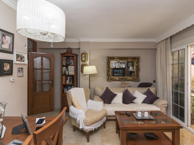 Appartement avec 3 Chambres  à Marbella