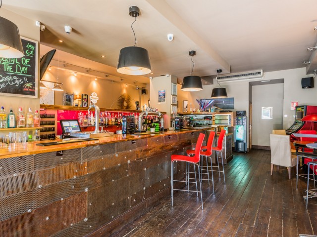 Liikekiinteistö Mijas Costa