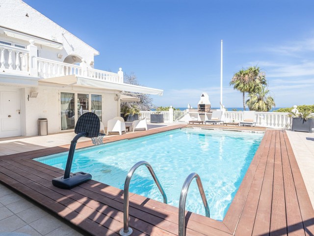 Villa avec 6 Chambres  à Torrenueva