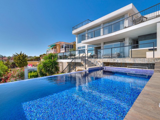 Villa, Mijas Costa, R4458511