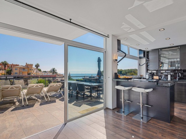 6 Soveroms Villa i Mijas Costa