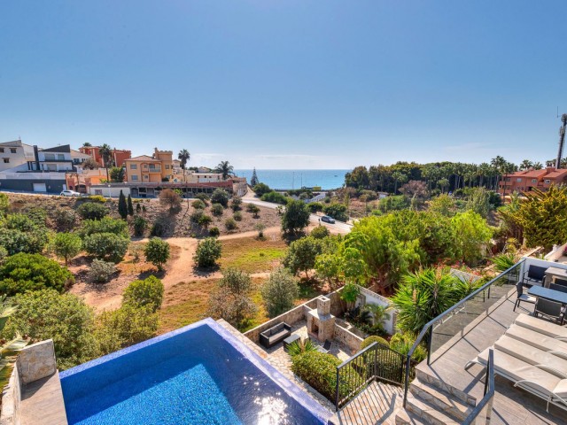 6 Soveroms Villa i Mijas Costa