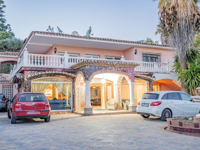 6 Soveroms Villa i Benalmadena Pueblo