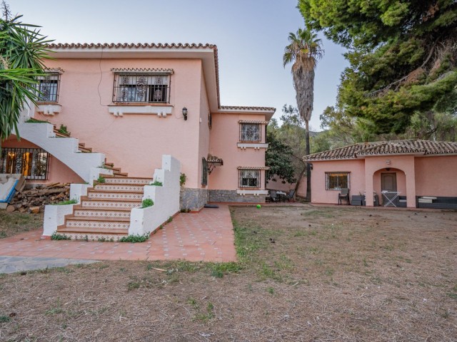 6 Soveroms Villa i Benalmadena Pueblo