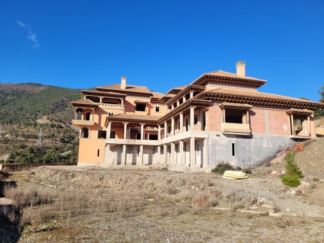 Villa avec 5 Chambres  à La Zagaleta