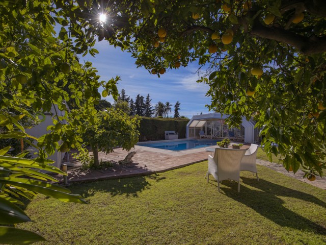 4 Bedrooms Villa in Guadalmina Alta
