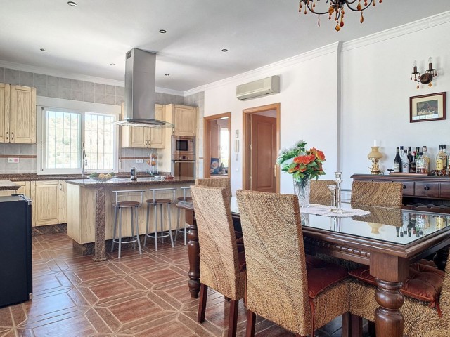 4 Bedrooms Villa in Arenas