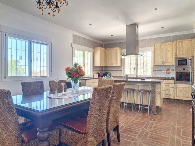 4 Bedrooms Villa in Arenas