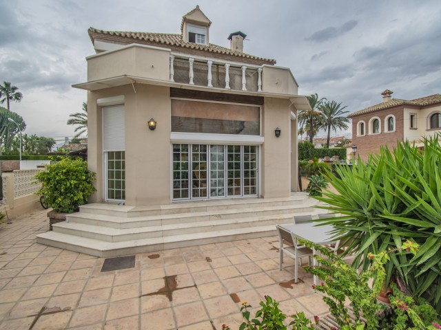 4 Slaapkamer Villa in San Pedro de Alcántara